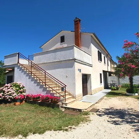 Fuer 4 Personen Ca 40 Qm In Porec, Istrien Istrische Riviera Apartment